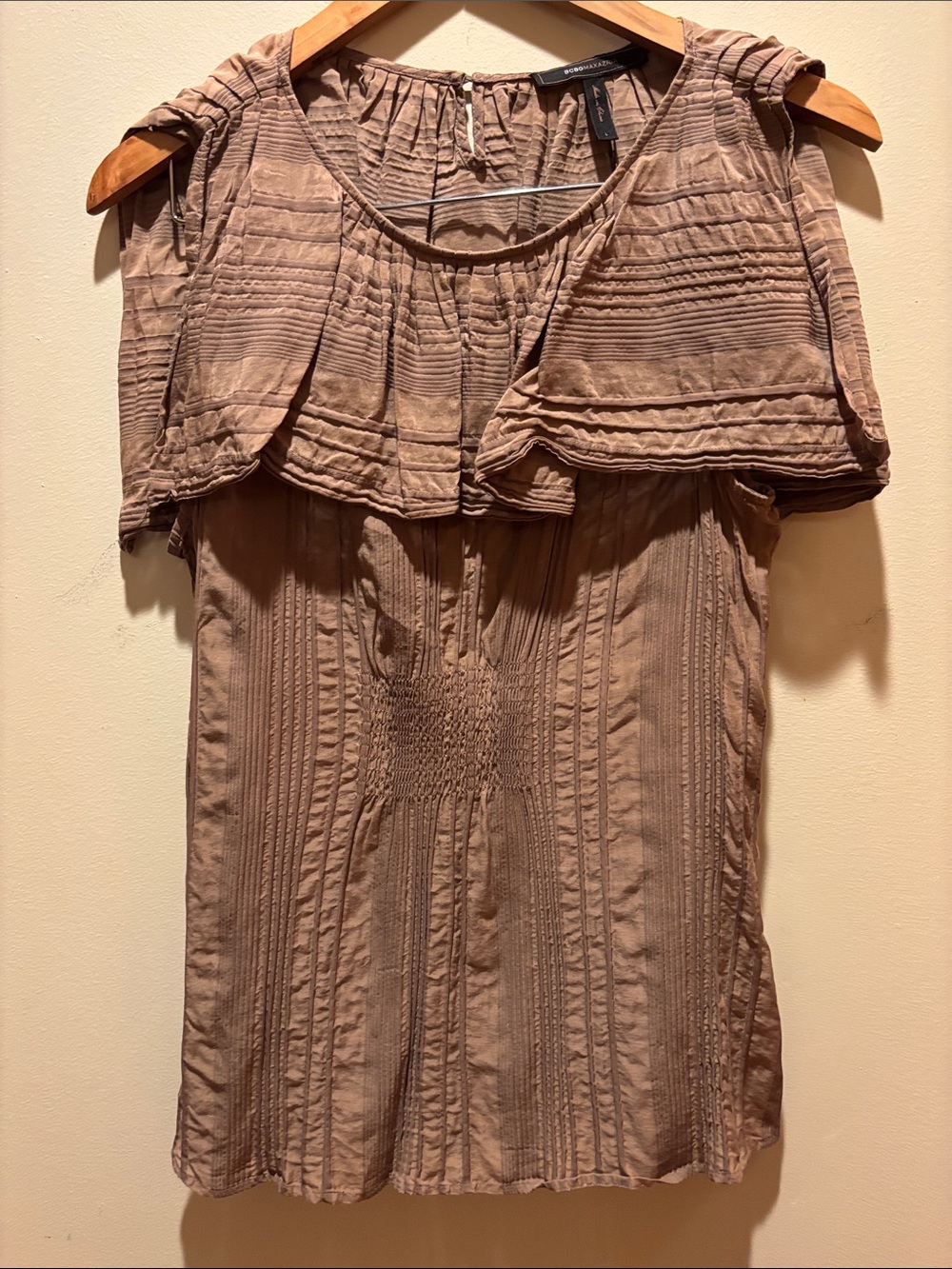 Sleeveless Ruffled Peasant Top in Brown
